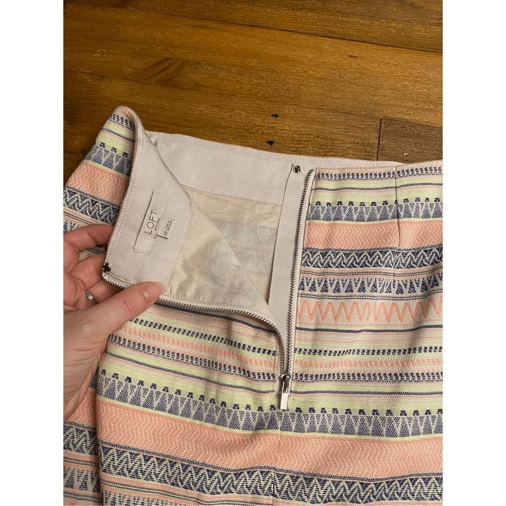 Loft Ann Taylor 6 Petite skirt beige Aztec striped pink blue - Picture 5 of 6